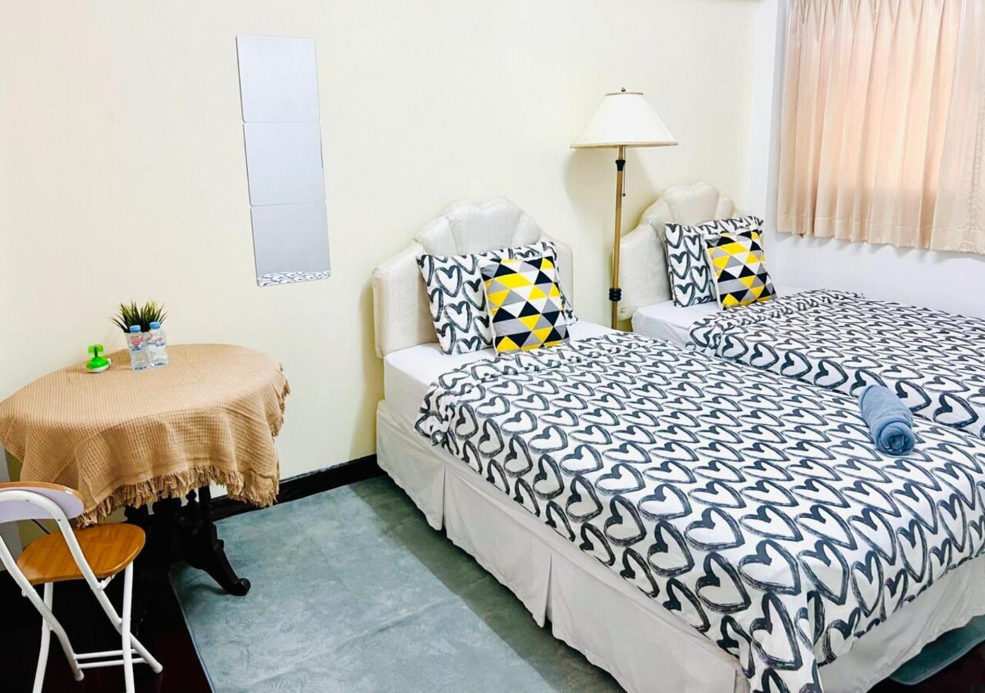 Reehouse@Soi Cowboy/Asoke Bts Hotel Bangkok Ngoại thất bức ảnh
